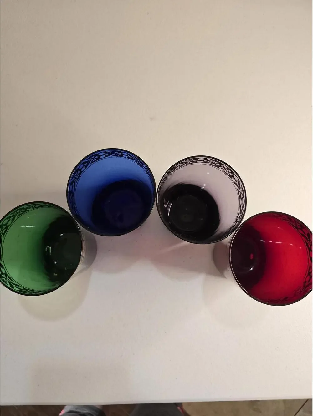 Set of 4 Colorful Vintage Glass Tumblers with Gold Gilded Trim  -16 oz